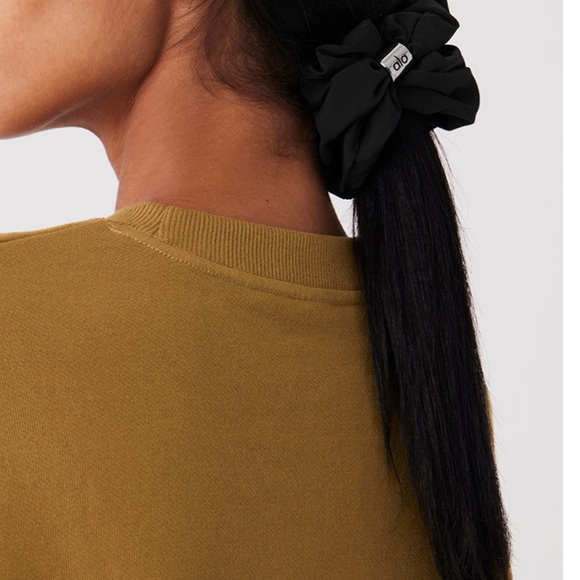 ALO Yoga Accessories - ALO Yoga Black Hair Scrunchie